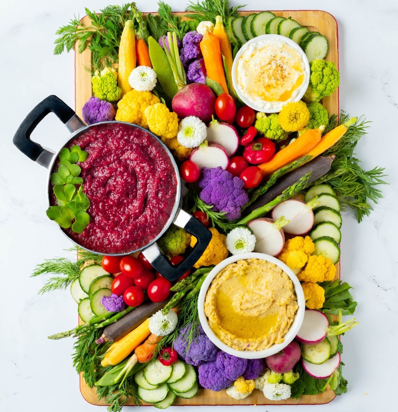 Tabla de vegetales frescos